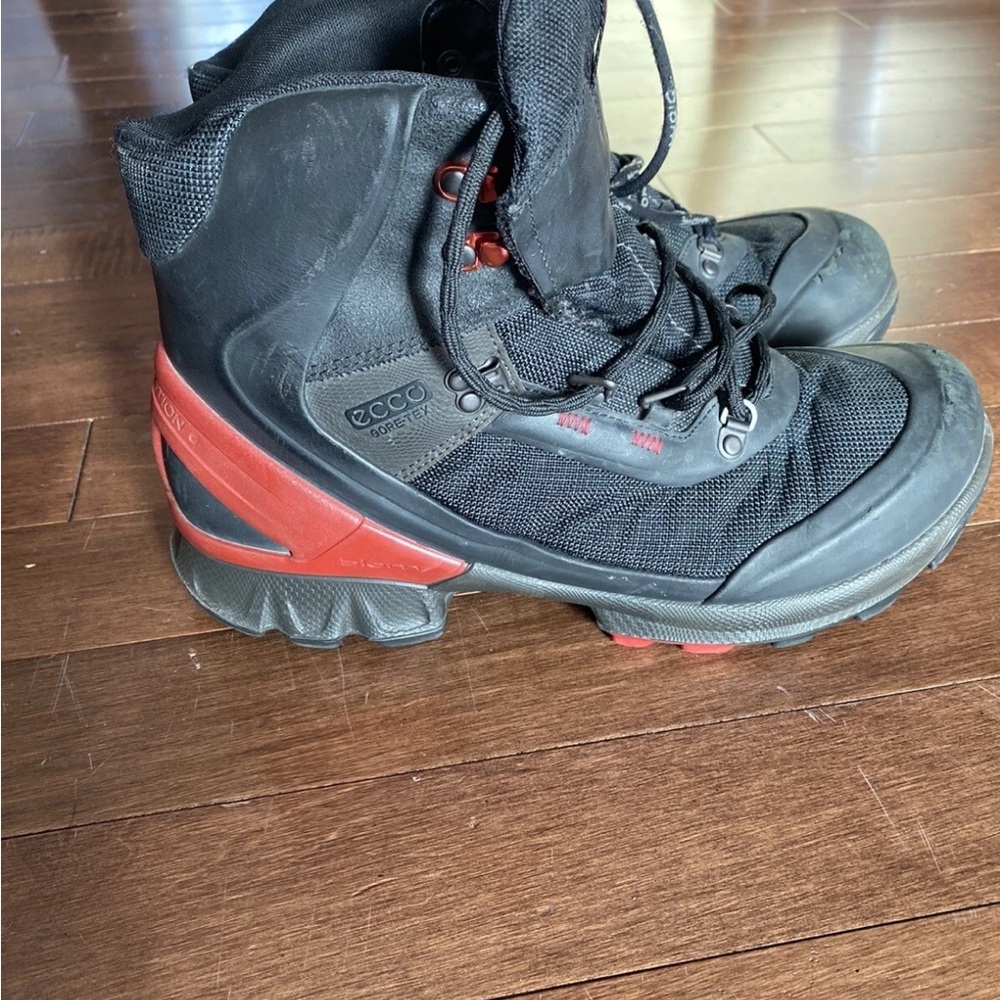 *RARE* ECCO BIOM HIKE 1.2 Boots Gore-Tex Boots Extreme Hiking Size 44.  US Sz 11